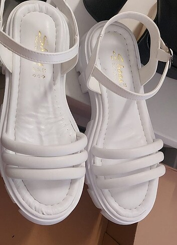 38 Beden beyaz Renk Beyaz sandalet 