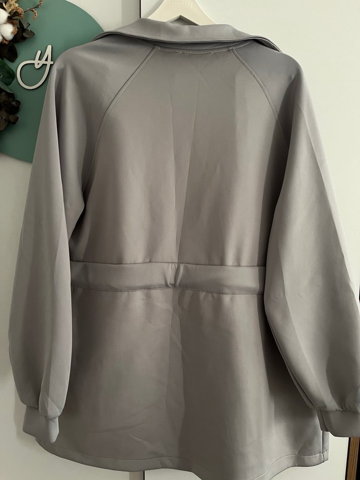 Gri Midi Uzunlukta Fermuarlı Kadın Kaban - Görsel 3