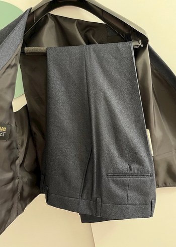 Lacivert Düğmeli Erkek Takım Elbise Ceketi - Görsel 4