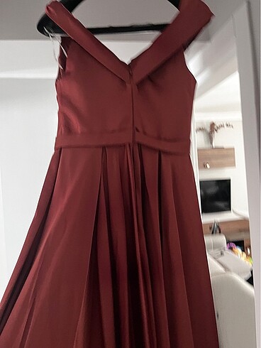 Mercan rengi uzun saten abiye elbise - Görsel 5