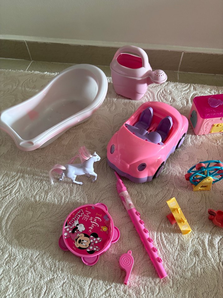 Bebek hariç Oyuncak Seti ve Peluş Köpek - Görsel 4