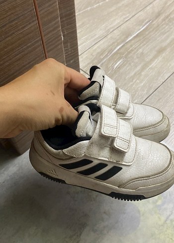 Adidas erkek çocuk ayakkabısı
