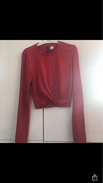 H&M crop bluz