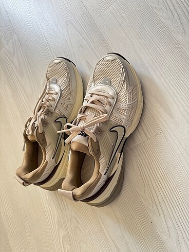 38 Beden ten rengi Renk Nike ayakkabı