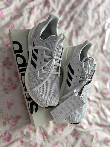 38 Beden Adidas ultraboost
