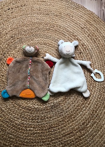 Kahverengi ve gri peluş oyuncak seti dişlikli yeni kullanılmadı