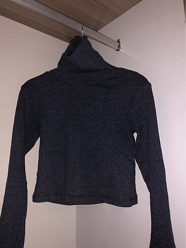 Trendyol Parmak Geçirmeki Crop Body