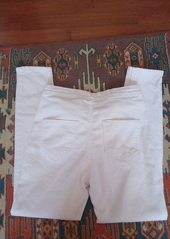 Zara Beyaz skinny jean