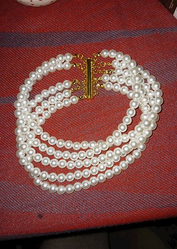 Accessorize inci kolye