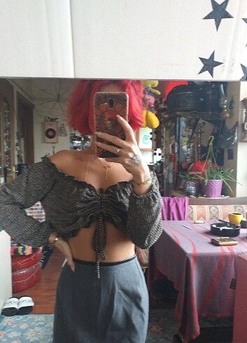 Büzgülü crop 