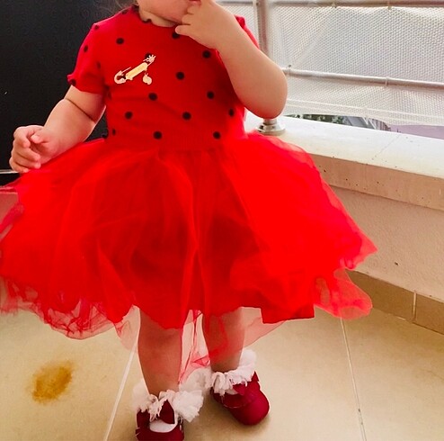 Lovely Lace Baby Yalnızca 2 defa giydi 1bucuk yaş ve 2 buçuk yaşında