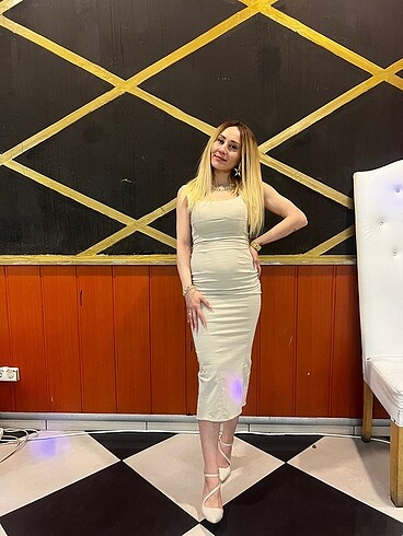 s Beden Bershka elbise s-mKuzenimin nişanında 1 defa giydim çok rahat