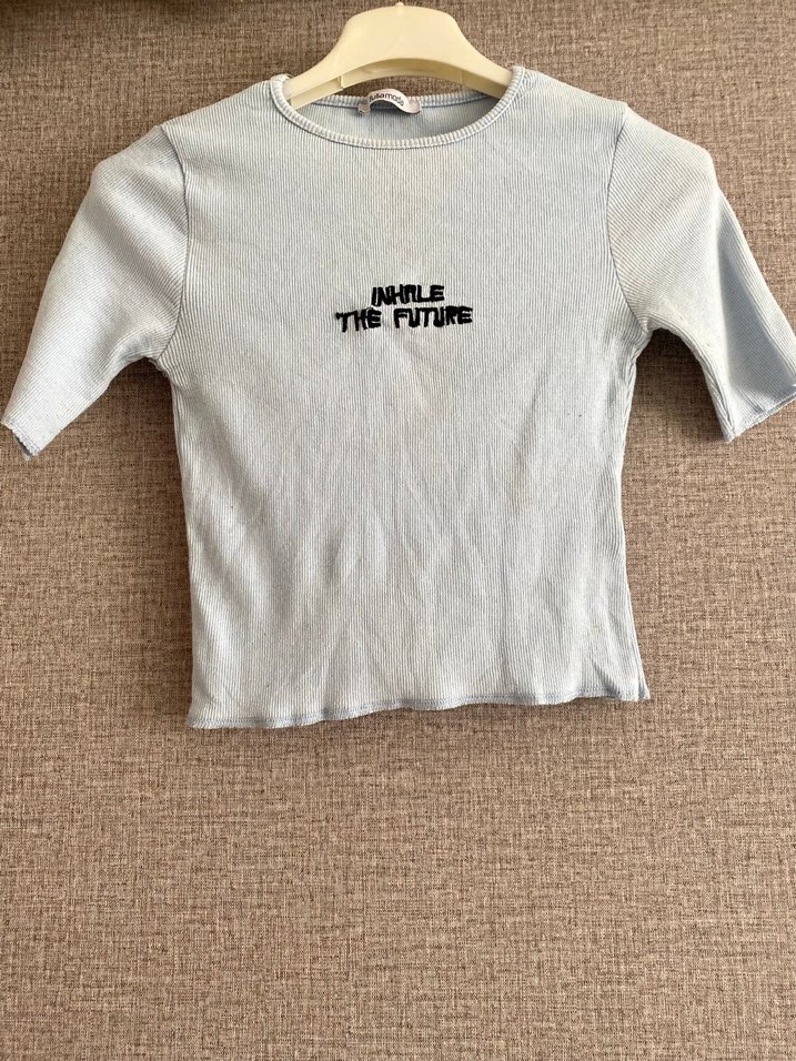 Kısa Kollu Beyaz Keten Tişört - Görsel 4