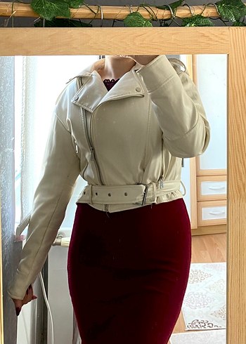 Beyaz Deri Kemerli Kadın Ceket - Görsel 2