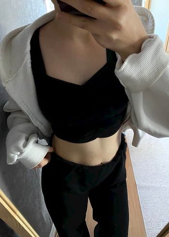 Kısa Kollu Siyah Pilili Mini Bluz - Görsel 3