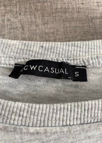 Gri Baskılı Kayık Yaka Hamile Tişörtü - Görsel 3