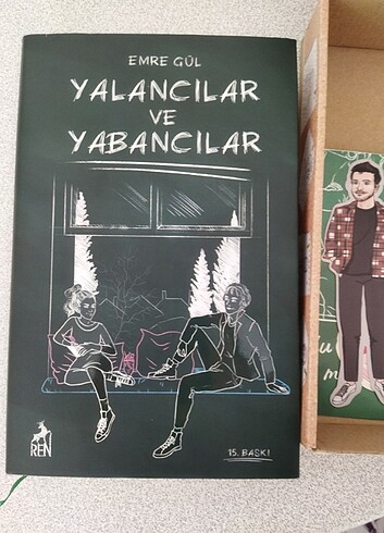 Yalancılar ve yabancılar kutulu set