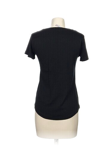 m Beden Diğer T-shirt %70 İndirimli.