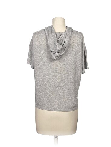 universal Beden Diğer T-shirt %70 İndirimli.