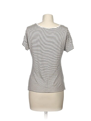universal Beden Diğer T-shirt %70 İndirimli.