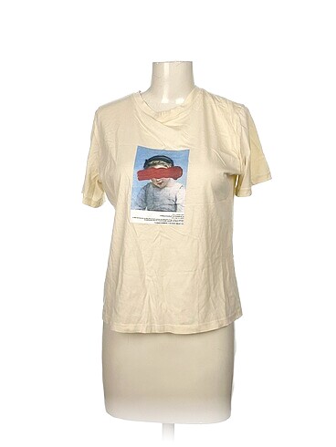 Twist T-shirt %70 İndirimli.