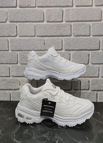 Skechers