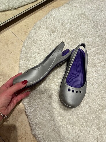 Crocs babet terlik