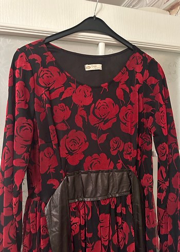 Bordo Uzun Kollu Gül Desenli Uzun Elbise - Görsel 3