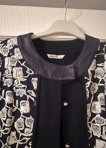 Desenli Lacivert Uzun Kap - Görsel 4