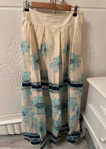 Mavi Nakışlı Uzun Piliseli Etek ve Lacivert Gömlek - Görsel 5