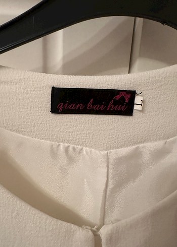 Çiçek Desenli Beyaz ceket - Görsel 2