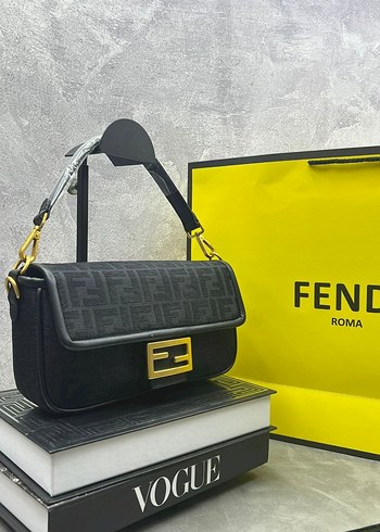 Fendi Roma Kahverengi Deri Kadın Çanta - Görsel 2