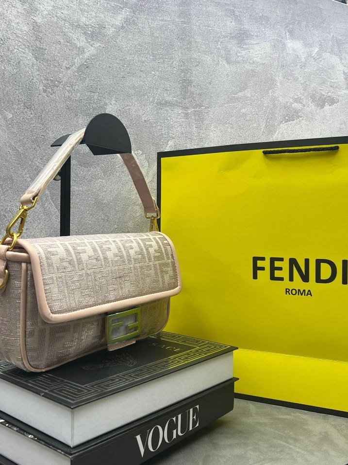 Fendi Roma Kahverengi Deri Kadın Çanta - Görsel 4