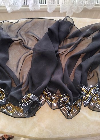 siyah önü pul detaylı şifon şal - Görsel 3