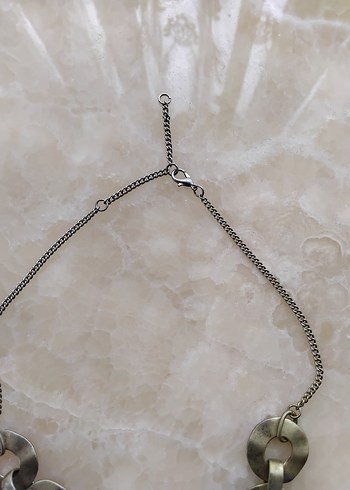 Gri Zincir Detaylı Midi Kadın Kolye - Görsel 4