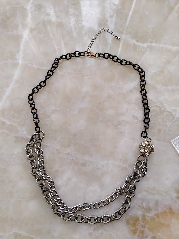 Gri Zincir Detaylı Gotik Midi Kolye - Görsel 2