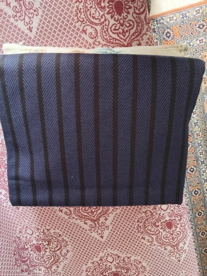 lacivert siyah çizgili yün kumaş eni 1.50cm boyu 2.30 cm - Görsel 2