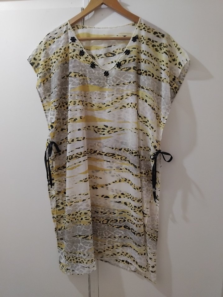 mayo ve bikini üzerine pareo - Görsel 2