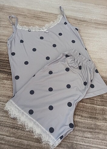 Diğer Şortlu Pijama Takımı M L uyumlu