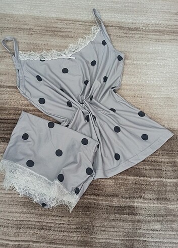 Şortlu Pijama Takımı M L uyumlu