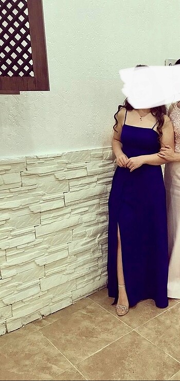 Trendyolmilla yırtmaçlı elbise