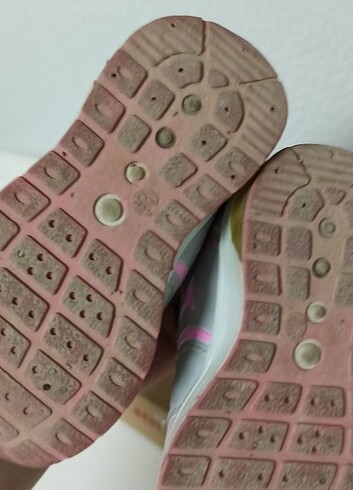 25 Beden 25 numara kız çocuk spor ayakkabı