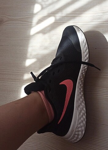 Nike kadın spor ayakkabı 38 numara