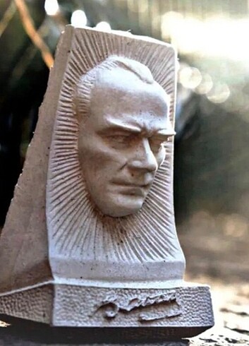 Mustafa Kemal Atatürk Büst 