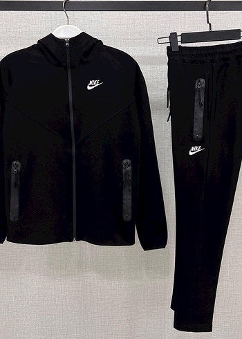 Nike Siyah Fermuarlı Eşofman Takımı