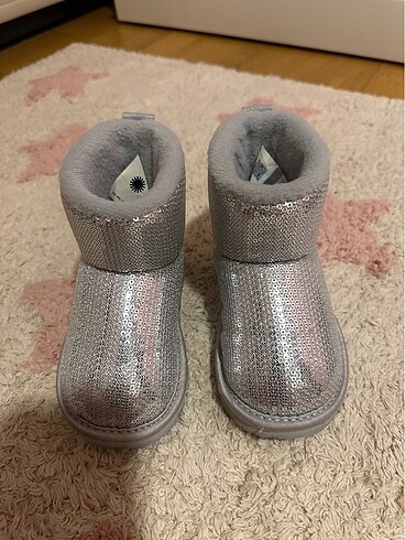 24 Beden gri Renk Ugg çocuk