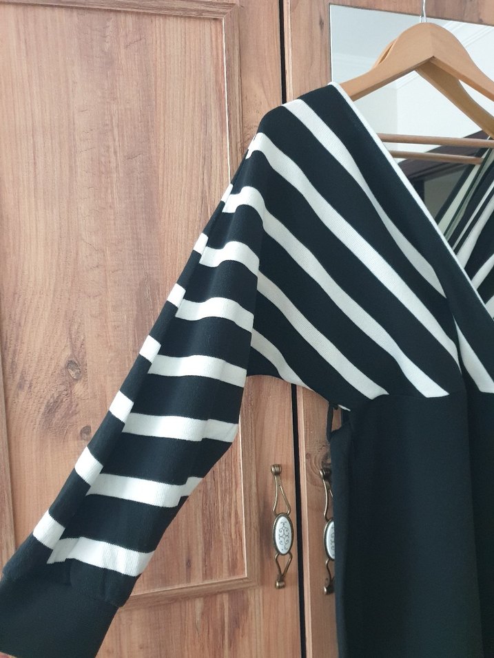 Zebra Desenli Siyah Midi Ofis Elbisesi - Görsel 4