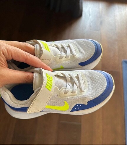 Nike spor ayakkabı