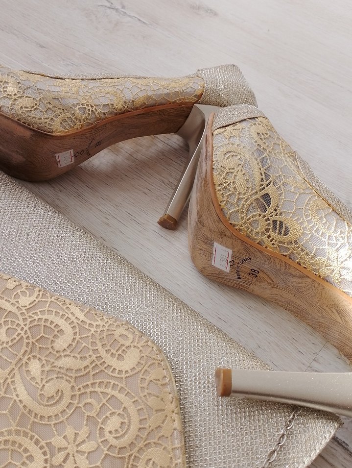 Abiye ayakkabı ve uyumlu canta - Görsel 4