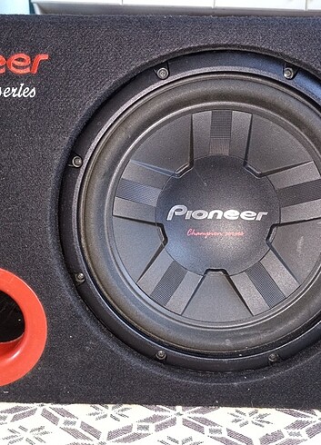 Pioneer 1000w 300 Rms Temiz Subwoofer 
